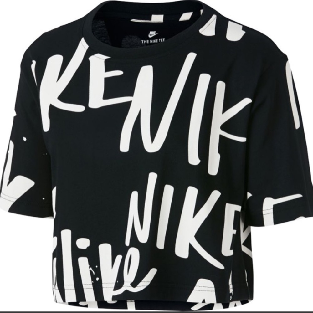 Worn 1x Nike Women’s T-shirt - SZ XS